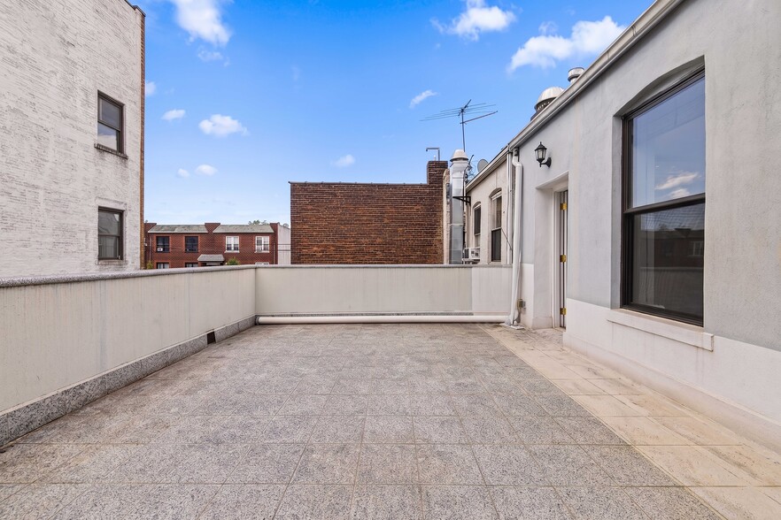 174 Avenue S, Brooklyn, NY for sale - Building Photo - Image 2 of 30
