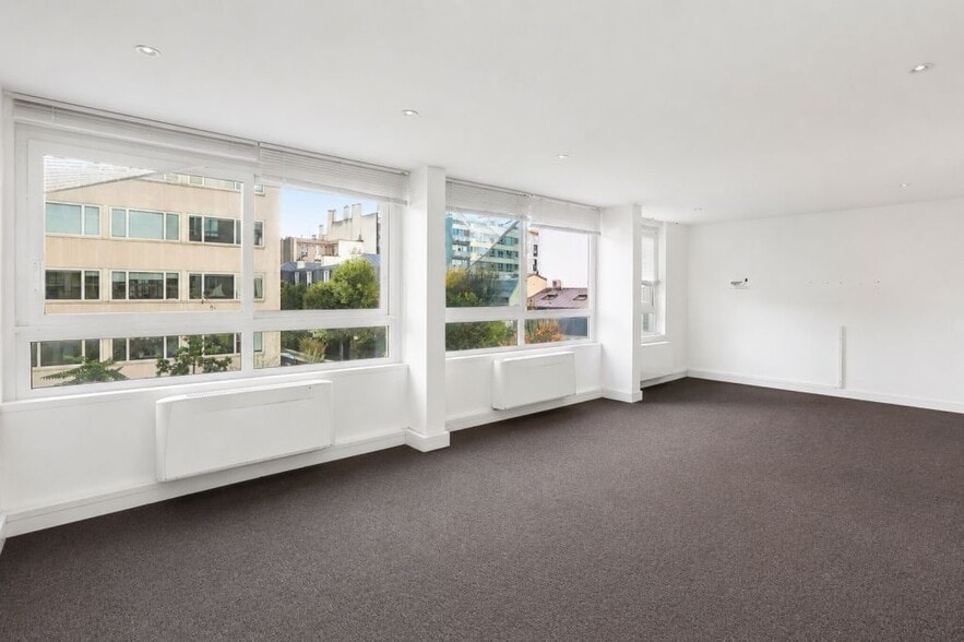 171 Bis Avenue Charles De Gaulle, Neuilly-sur-Seine à vendre - Photo intérieure - Image 3 de 9