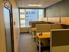 230 N Washington Sq, Lansing, MI for lease Interior Photo- Image 2 of 13