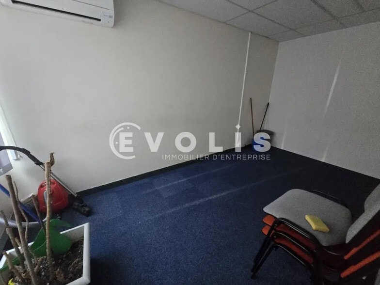 Bureau dans Palaiseau à louer - Photo intérieure - Image 3 de 7