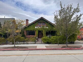 Plus de détails pour 725 S Center St, Reno, NV - Commerce de détail à louer