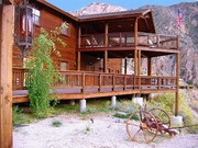 Rainbow Canyon Lodge - Motel