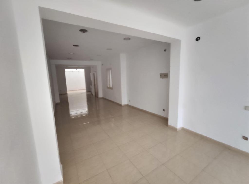 Sant Vicenç de Castellet, BAR 08295 - Unit 01 -  - Interior Photo - Image 1 of 3