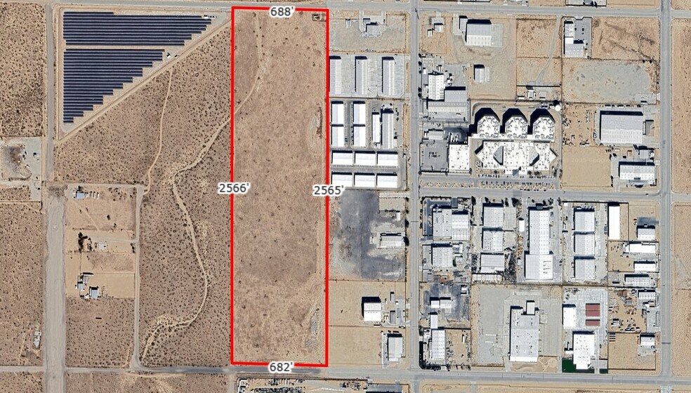0 Holly Rd, Adelanto, CA à vendre - Photo du bâtiment - Image 2 de 2
