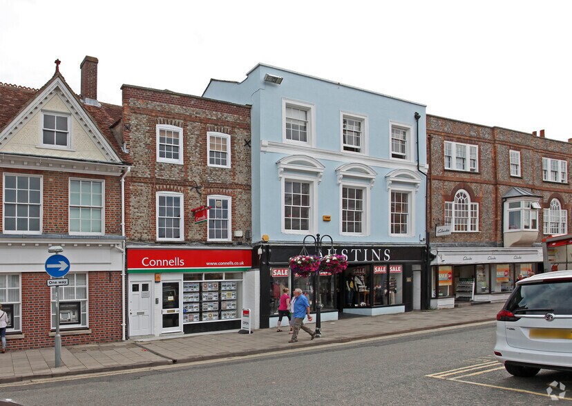 103-103A High St, Thame à louer - Photo du bâtiment - Image 2 de 9