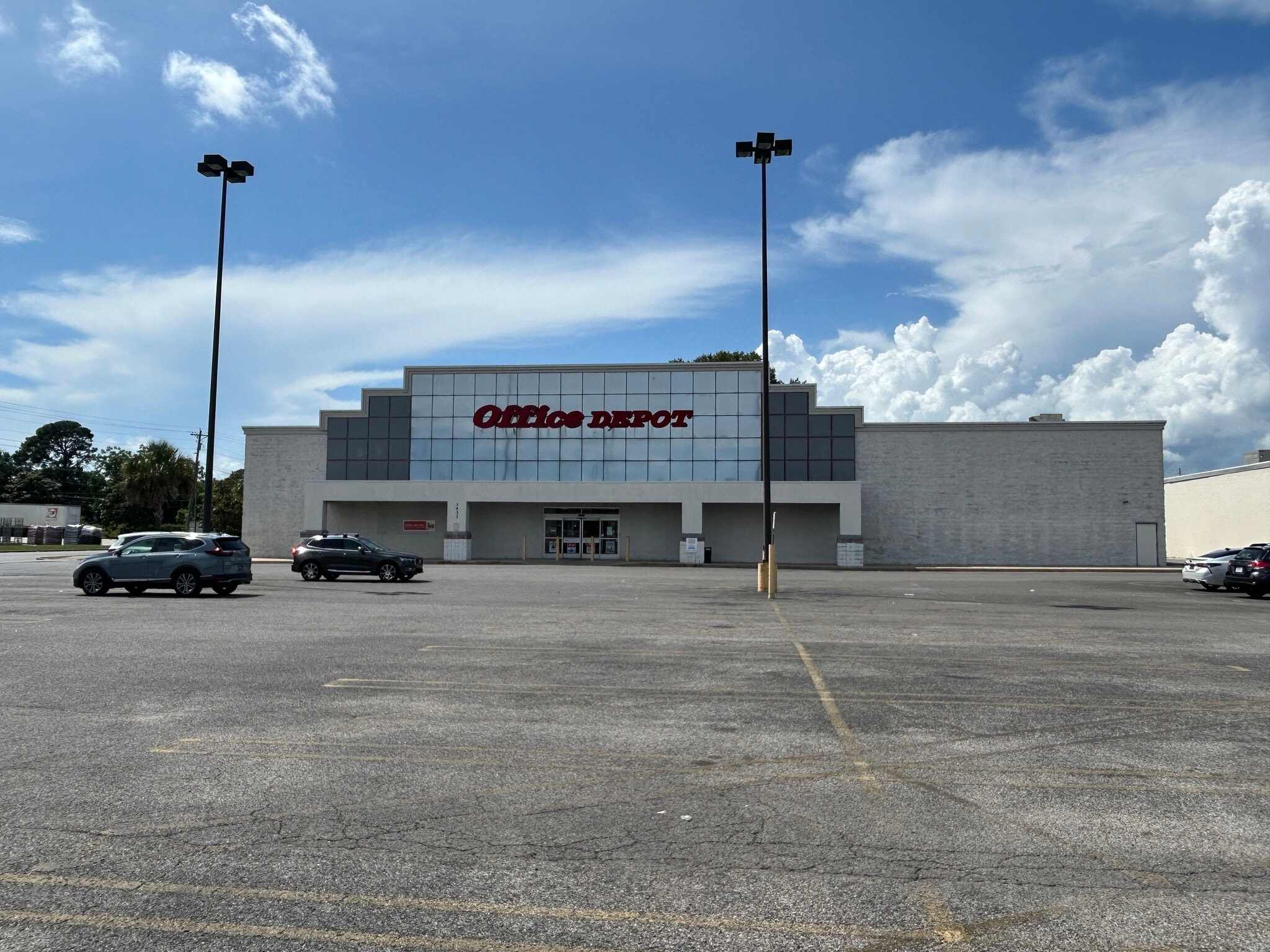 3437 Denny Ave, Pascagoula, MS for lease Building Photo- Image 1 of 4