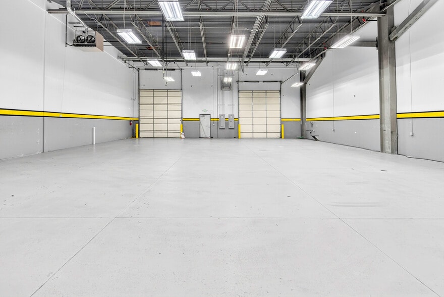 3155 Chambers Rd, Aurora, CO for lease - Building Photo - Image 3 of 17