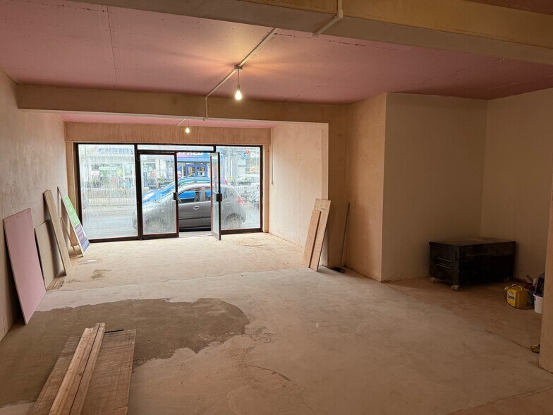 125A Uxbridge Rd, Rickmansworth à louer - Photo du bâtiment - Image 3 de 4