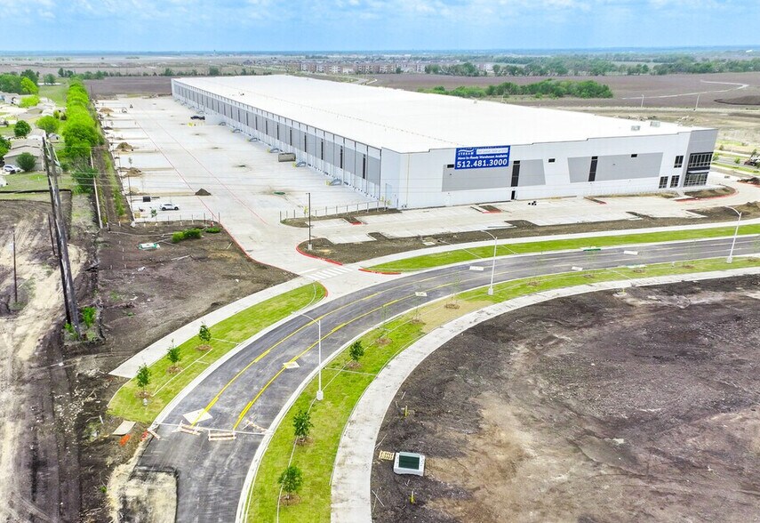 435 Aiken Dr, San Marcos, TX for lease - Construction Photo - Image 3 of 9