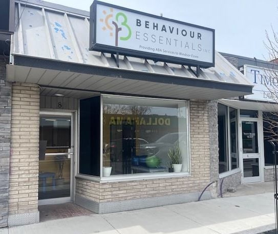 8 Talbot St N, Essex, ON for sale Primary Photo- Image 1 of 1