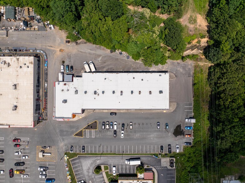 1008 W Roosevelt Blvd, Monroe, NC à louer - Photo du bâtiment - Image 2 de 12