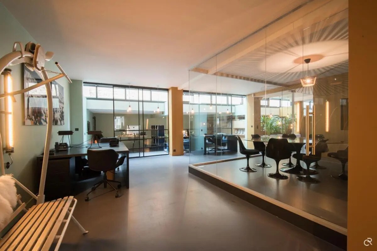 Office in Boulogne-Billancourt for lease Interior Photo- Image 1 of 10
