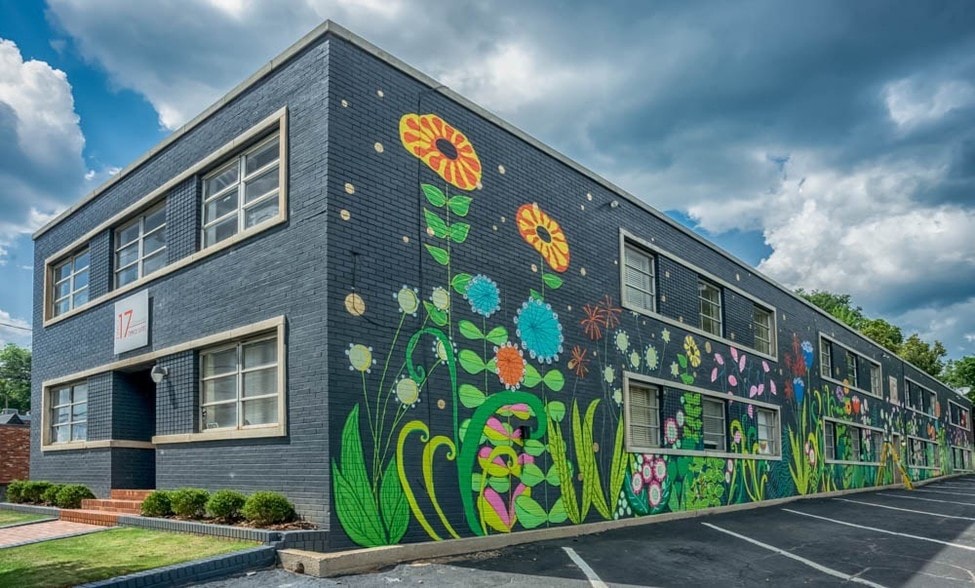 217 E Stone Ave, Greenville, SC à louer - Photo principale - Image 1 de 6