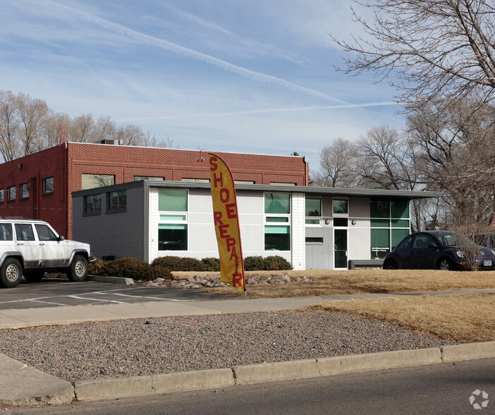 1626 E Pikes Peak Ave, Colorado Springs, CO for lease - Building Photo - Image 2 of 2