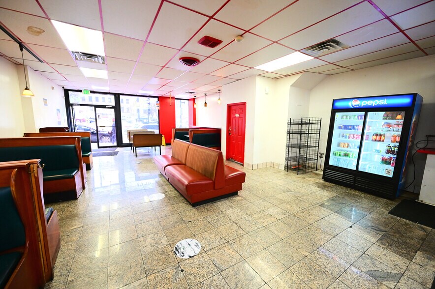 227 E Baltimore St, Baltimore, MD à vendre - Photo du bâtiment - Image 3 de 17