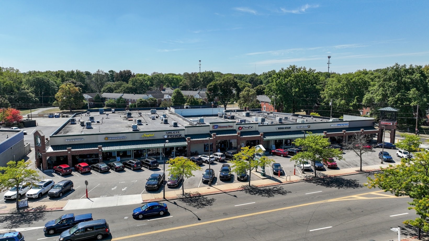 1686-1712 W Market St, Akron, OH for lease Building Photo- Image 1 of 5