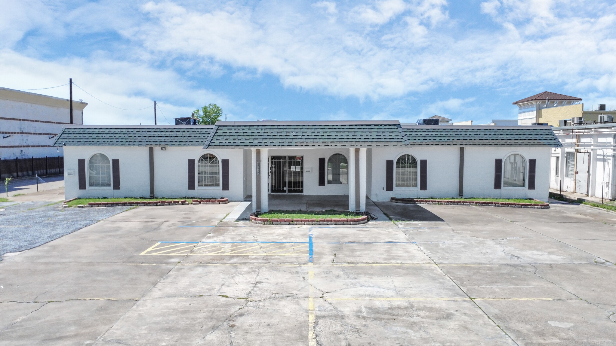 6902 Cook Rd, Houston, TX à louer Photo du bâtiment- Image 1 de 10