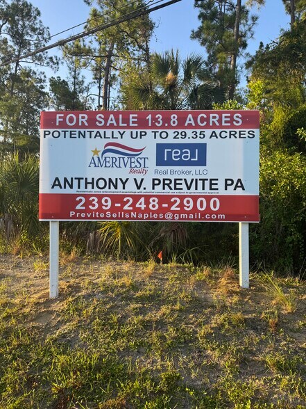 Vanderbilt Beach Rd, Naples, FL à vendre - Photo du bâtiment - Image 1 de 15