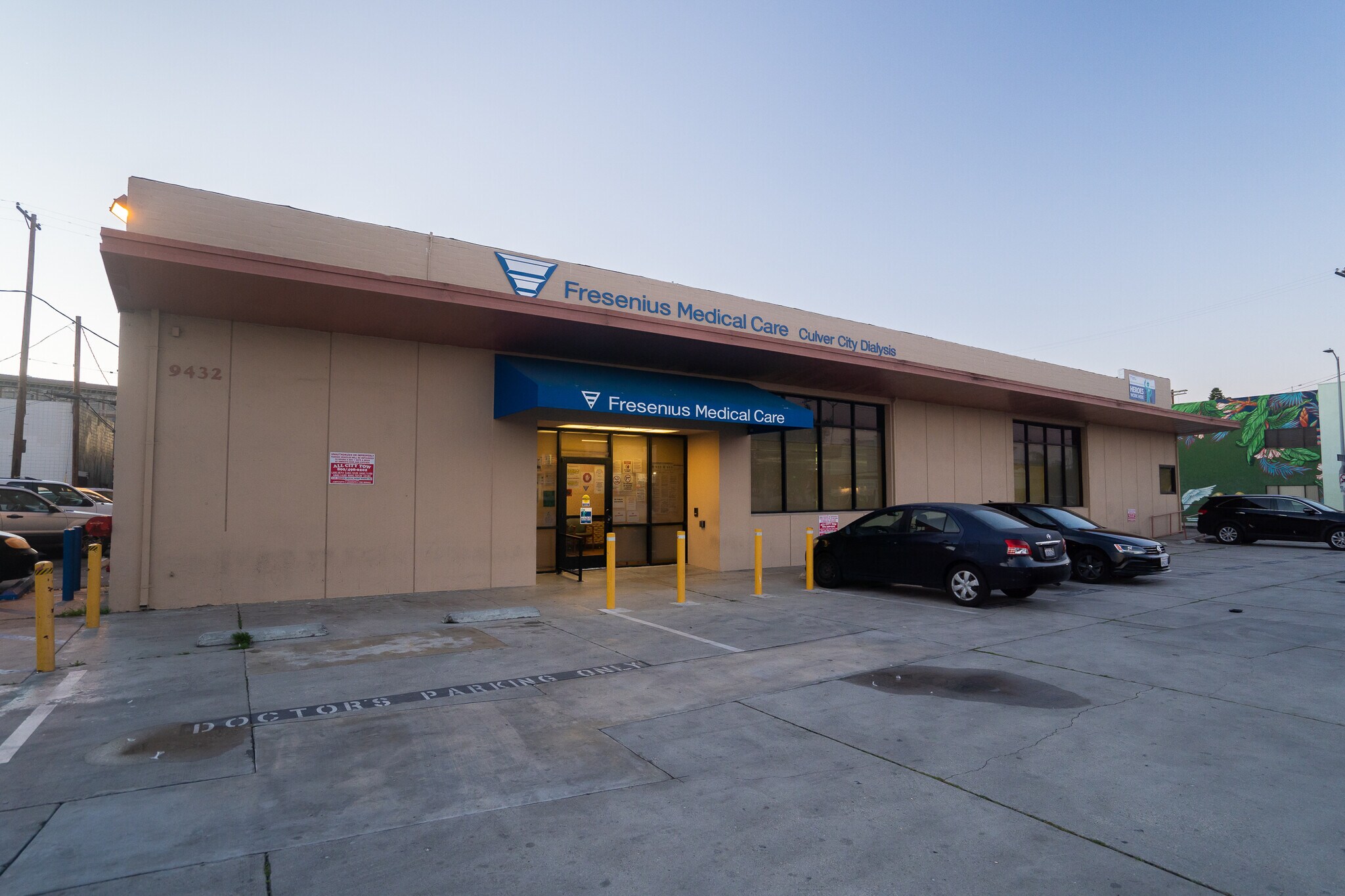 9432 Venice Blvd, Culver City, CA à vendre Photo du bâtiment- Image 1 de 10