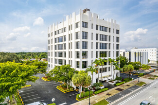 Plus de détails pour 2450 Hollywood Blvd, Hollywood, FL - Bureau à vendre