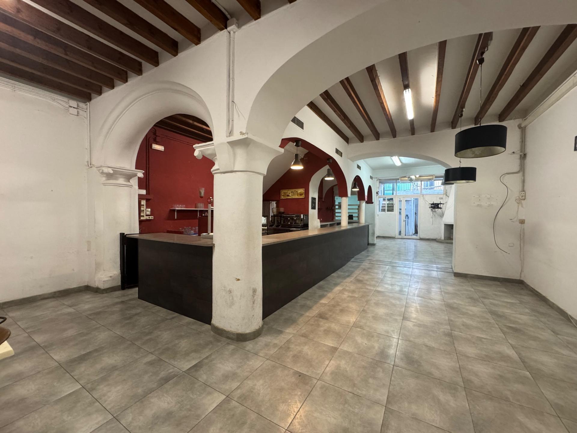 Retail in Montuïri, Islas Baleares for lease Building Photo- Image 1 of 32