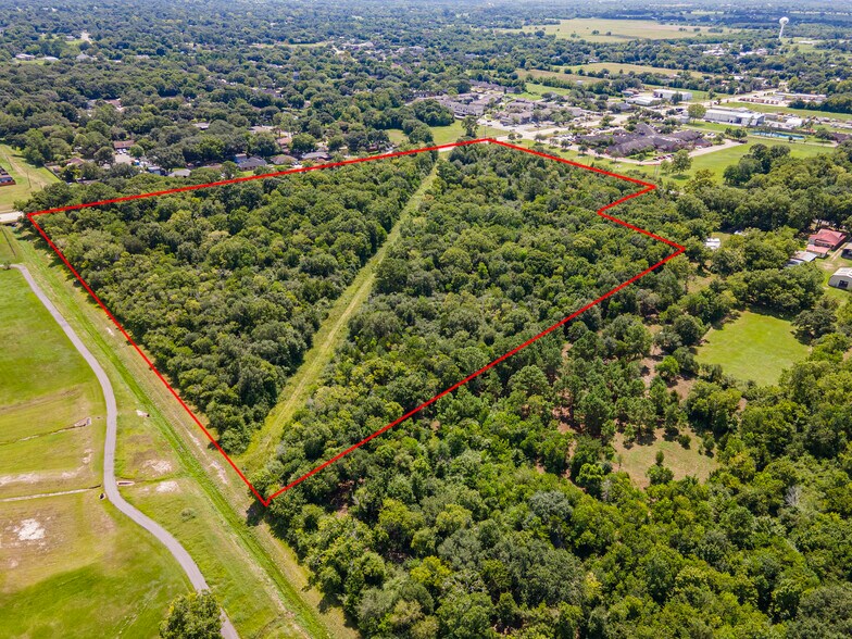 00 County Road 424, Alvin, TX à vendre - Photo du bâtiment - Image 2 de 10