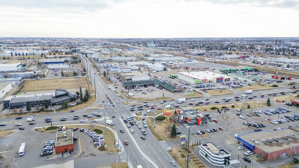 3376 Parsons Rd NW, Edmonton, AB à louer - Aérien - Image 3 de 10
