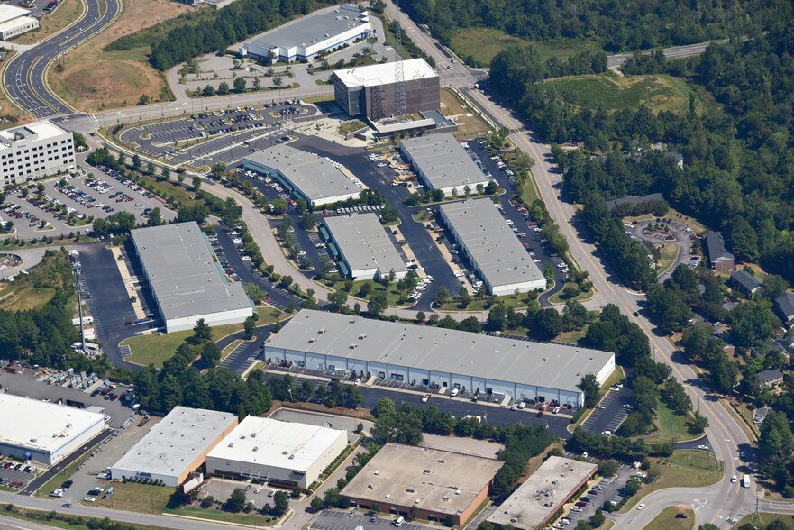 2201 Brentwood Rd, Raleigh, NC à louer - Aérien - Image 3 de 4