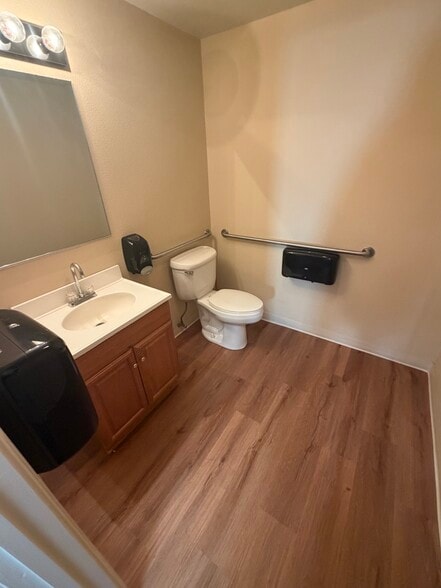 3645 US-101, Gearhart, OR for lease - Interior Photo - Image 2 of 4