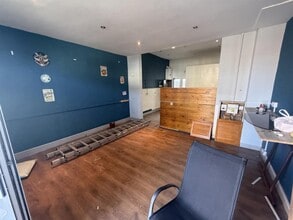 70 Seaview Rd, Wallasey for lease Interior Photo- Image 1 of 6