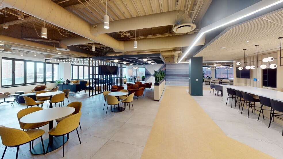 1 N Central Ave, Phoenix, AZ à louer - Photo du bâtiment - Image 3 de 23