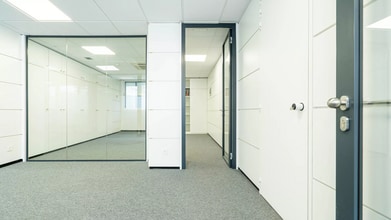 Office in Alcobendas, Madrid for lease Interior Photo- Image 2 of 34