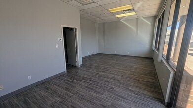 3702 E Roeser Rd, Phoenix, AZ for lease Interior Photo- Image 2 of 4