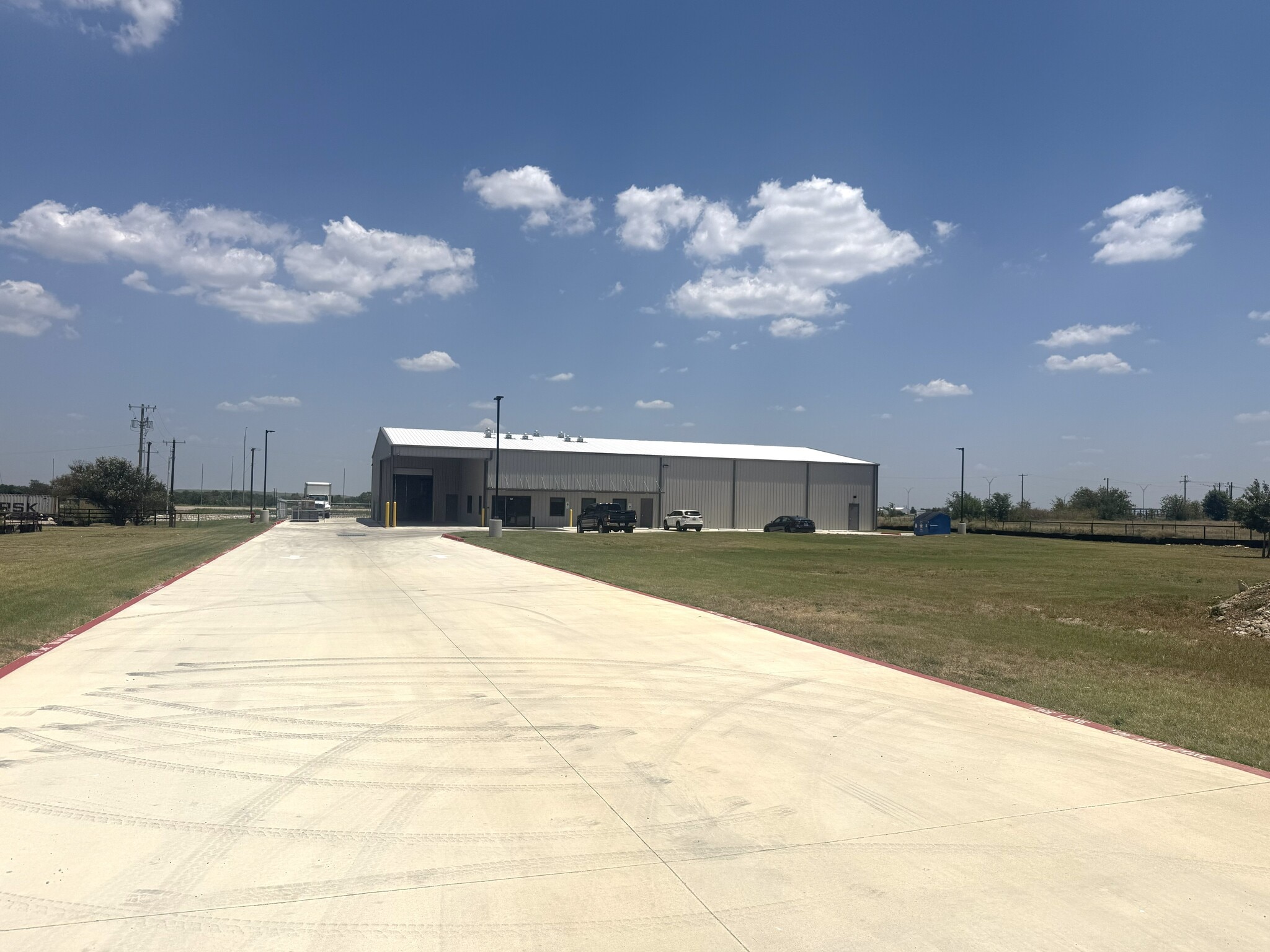 801 County Road 118, Hutto, TX for sale Building Photo- Image 1 of 15