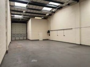 Fyfield Rd, Weyhill for lease Interior Photo- Image 2 of 2