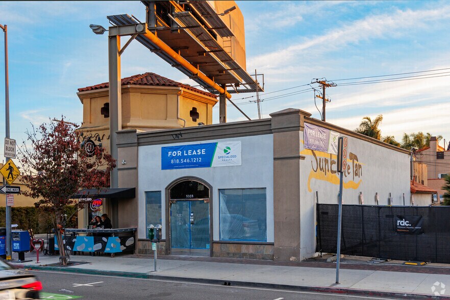 5368-5372 E 2nd St, Long Beach, CA à louer - Photo du bâtiment - Image 3 de 8