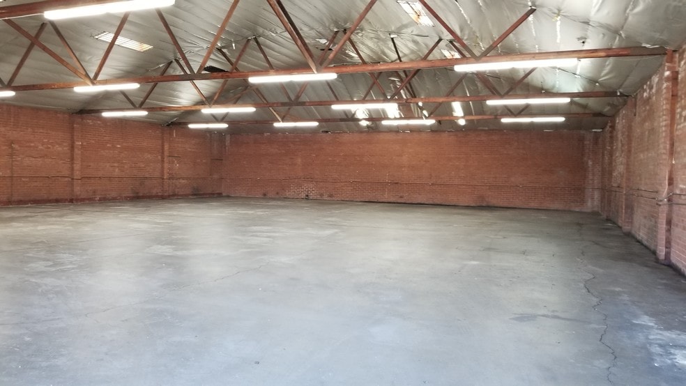 1837 W Artesia Blvd, Gardena, CA for sale - Building Photo - Image 3 of 4