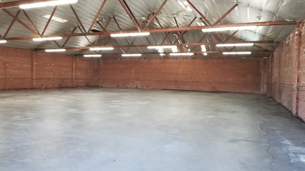 1837 W Artesia Blvd, Gardena, CA à vendre - Photo du bâtiment - Image 3 de 4