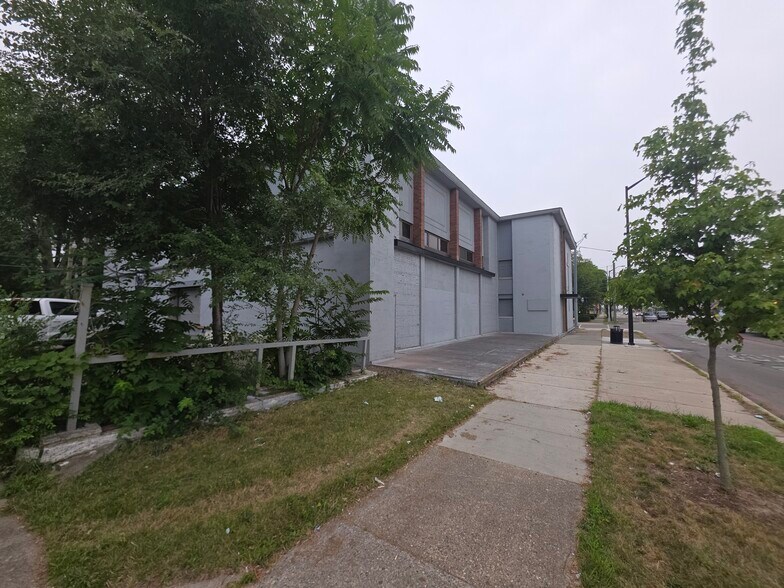 15760 E Warren Ave, Detroit, MI à vendre - Photo du bâtiment - Image 2 de 7