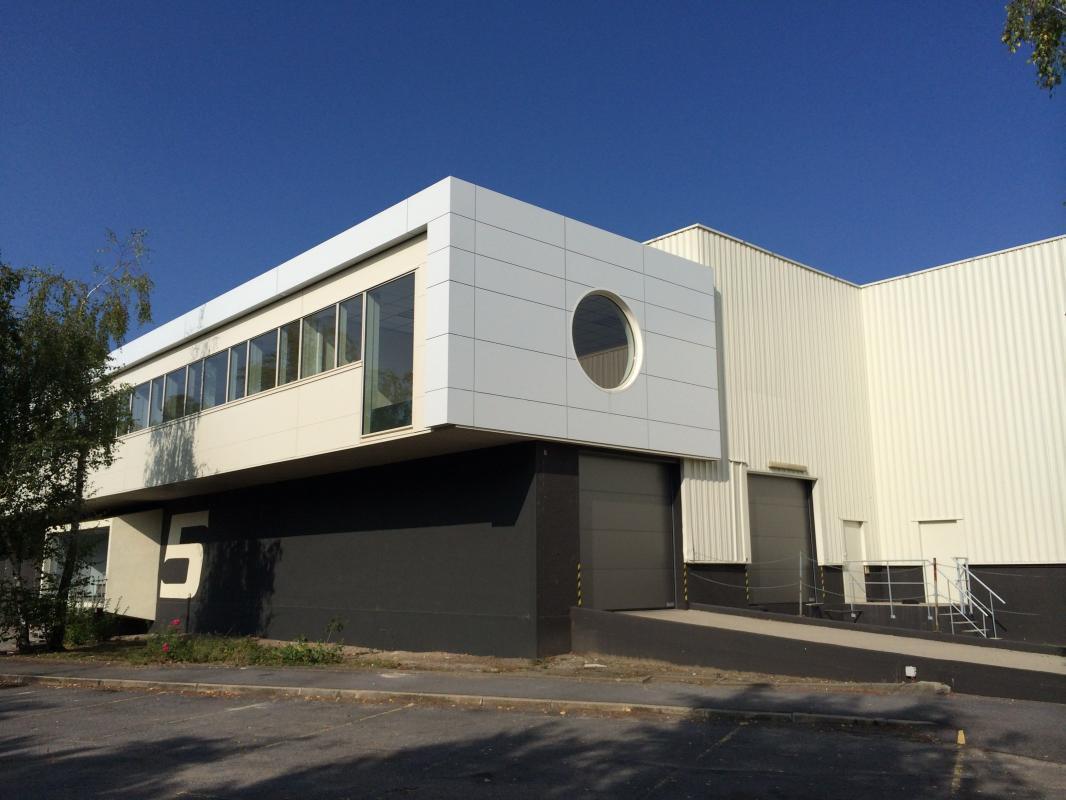 Flex in SAINT-OUEN-L'AUMONE for lease Building Photo- Image 1 of 9