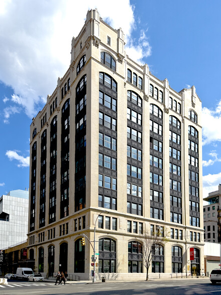 210 Eleventh Ave, New York, NY for lease - Building Photo - Image 1 of 6