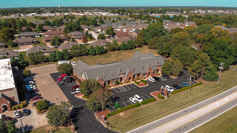 4101 N State Highway NN, Ozark, MO à louer - Photo du bâtiment - Image 3 de 21