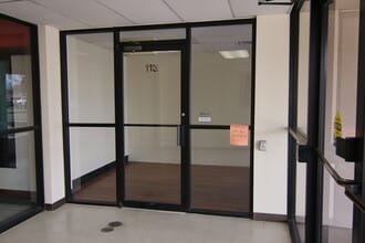 6955 N Mesa St, El Paso, TX à louer Photo intérieure- Image 1 de 10