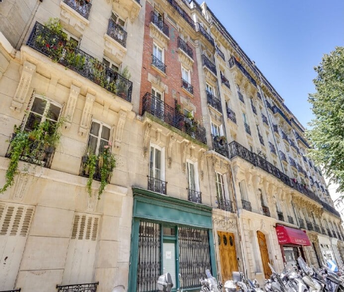 Retail in Paris for sale - Building Photo - Image 2 of 9