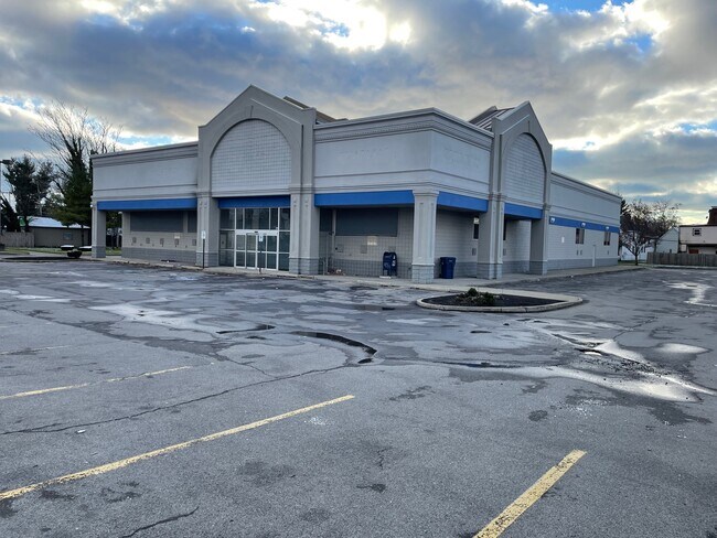 Plus de détails pour 1625 Broadway St, Buffalo, NY - Commerce de détail à louer