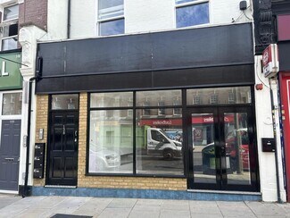Plus de détails pour 138 High Rd, Londres - Commerce de détail à louer