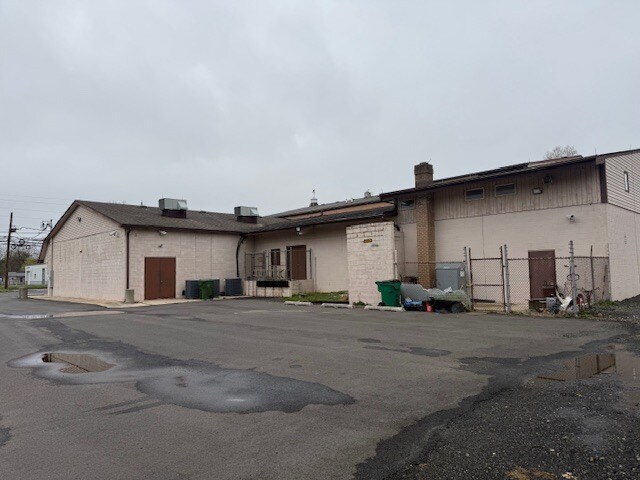69 Route 130, Bordentown, NJ à louer - Photo du bâtiment - Image 3 de 7