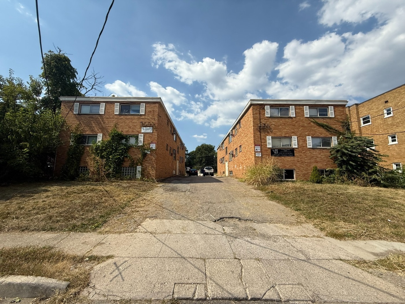 3553-3559 Van Antwerp Pl, Cincinnati, OH for sale Building Photo- Image 1 of 26