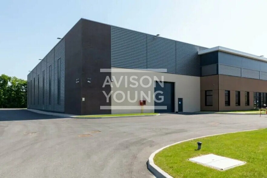 Flex dans Sucy-en-Brie à louer - Photo du bâtiment - Image 3 de 9