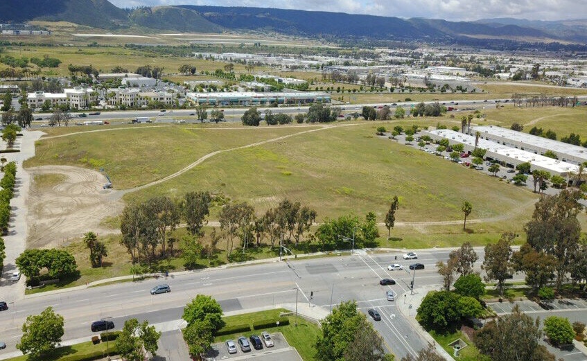 26155 Ynez Rd, Temecula, CA à vendre Photo du bâtiment- Image 1 de 7